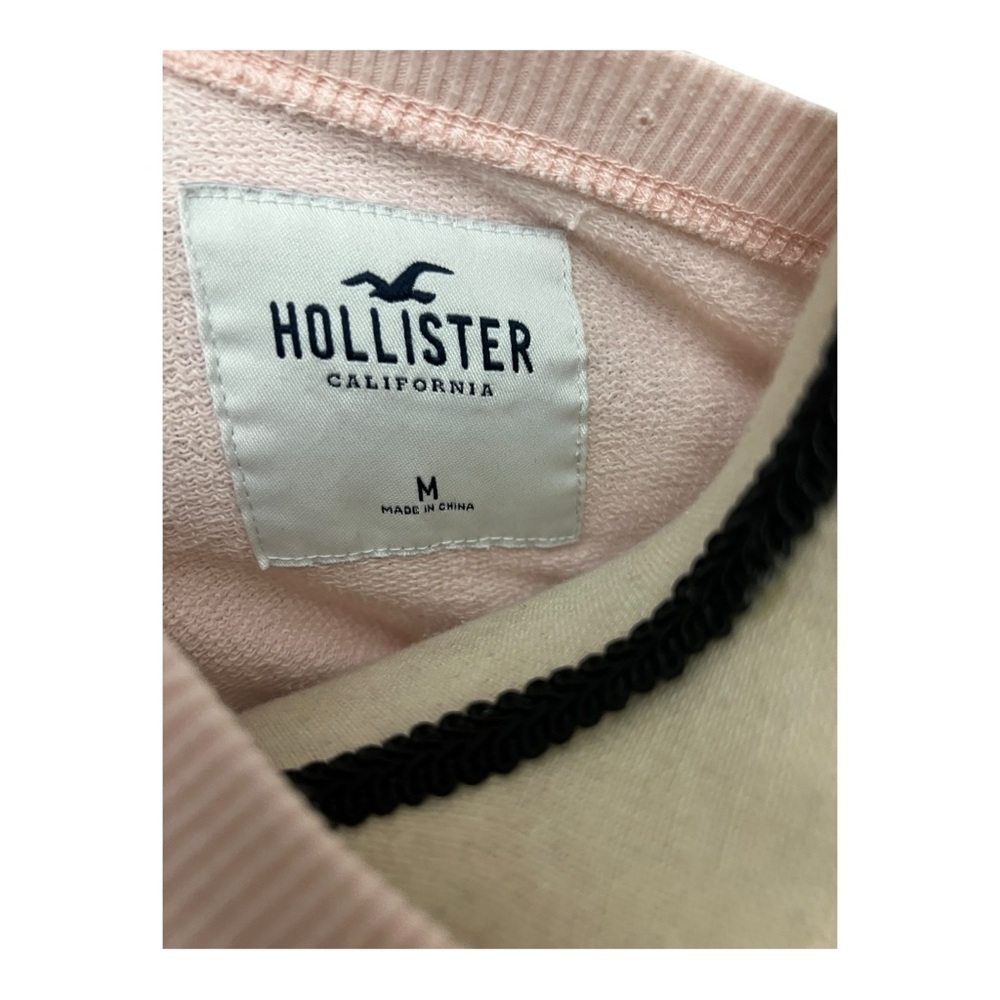 Vintage Y2K Hollister Pink Cropped Sweatshirt with Black Accents Size M - Picture 4 of 5